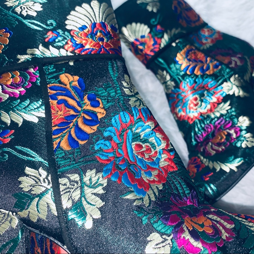 Steve Madden foil embroidery Asian floral boots - Picture 2 of 6